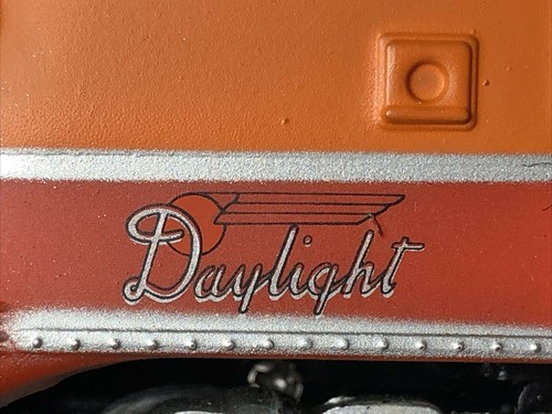 Life Like Southern Pacific Powered Locomotive - Picture 8 of 12