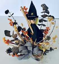 Vtg Halloween Paper Mache Yarn Witch  Broom Dried Floral Centerpiece 50s 60s