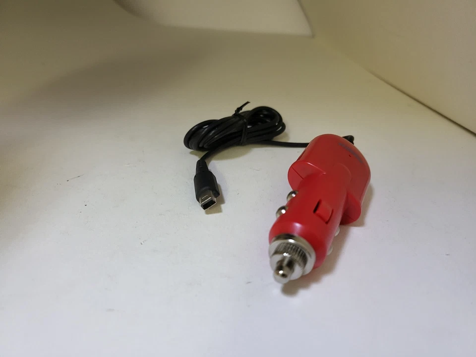 NEW RED 12 Volt Car Charger adapter for the Nintendo 2DS console #V1 - Image 2 of 4