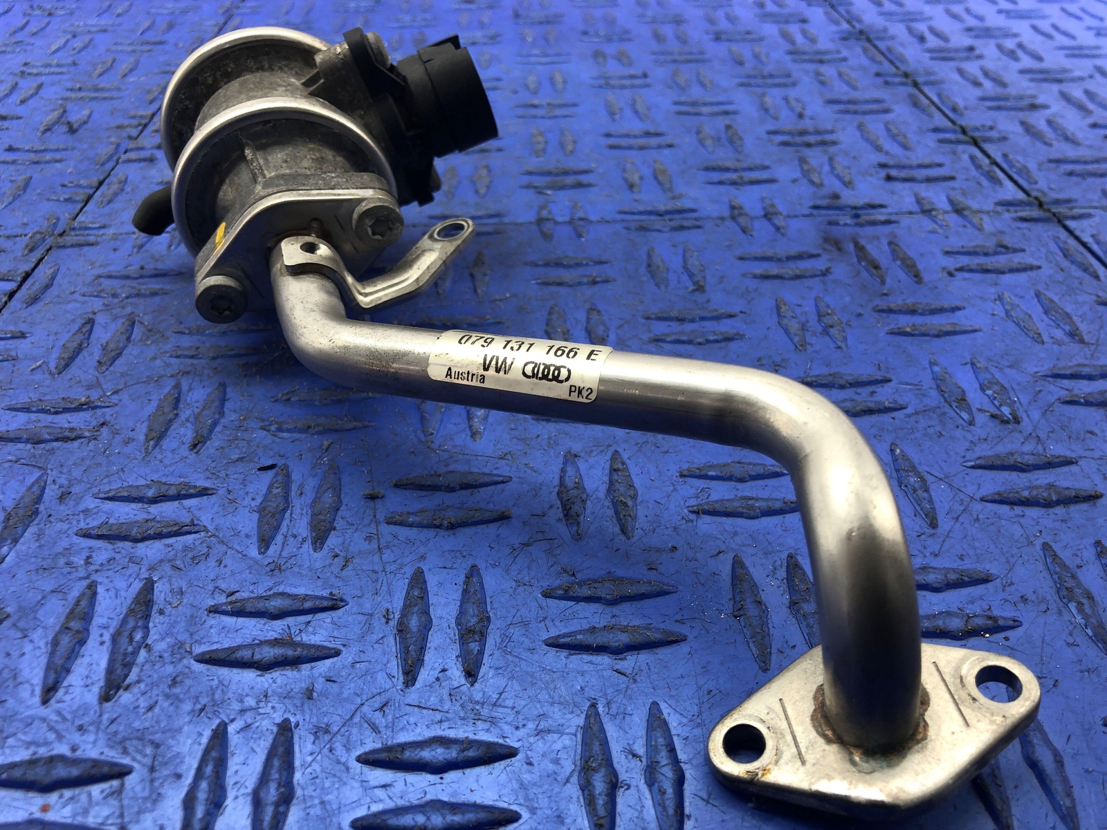 2008-2015 AUDI R8 EXHAUST GAS RECIRCULATION VALVE EGR 079131101 OEM 2014 2013