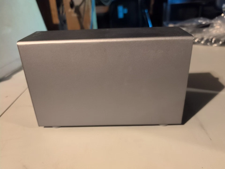 Carcasa Akitio Node Lite Foto 3 de 4