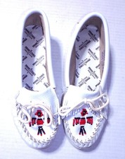 Minnetonka Beaded White Leather Thunderbird Moccasins Hard Sole Women's 7