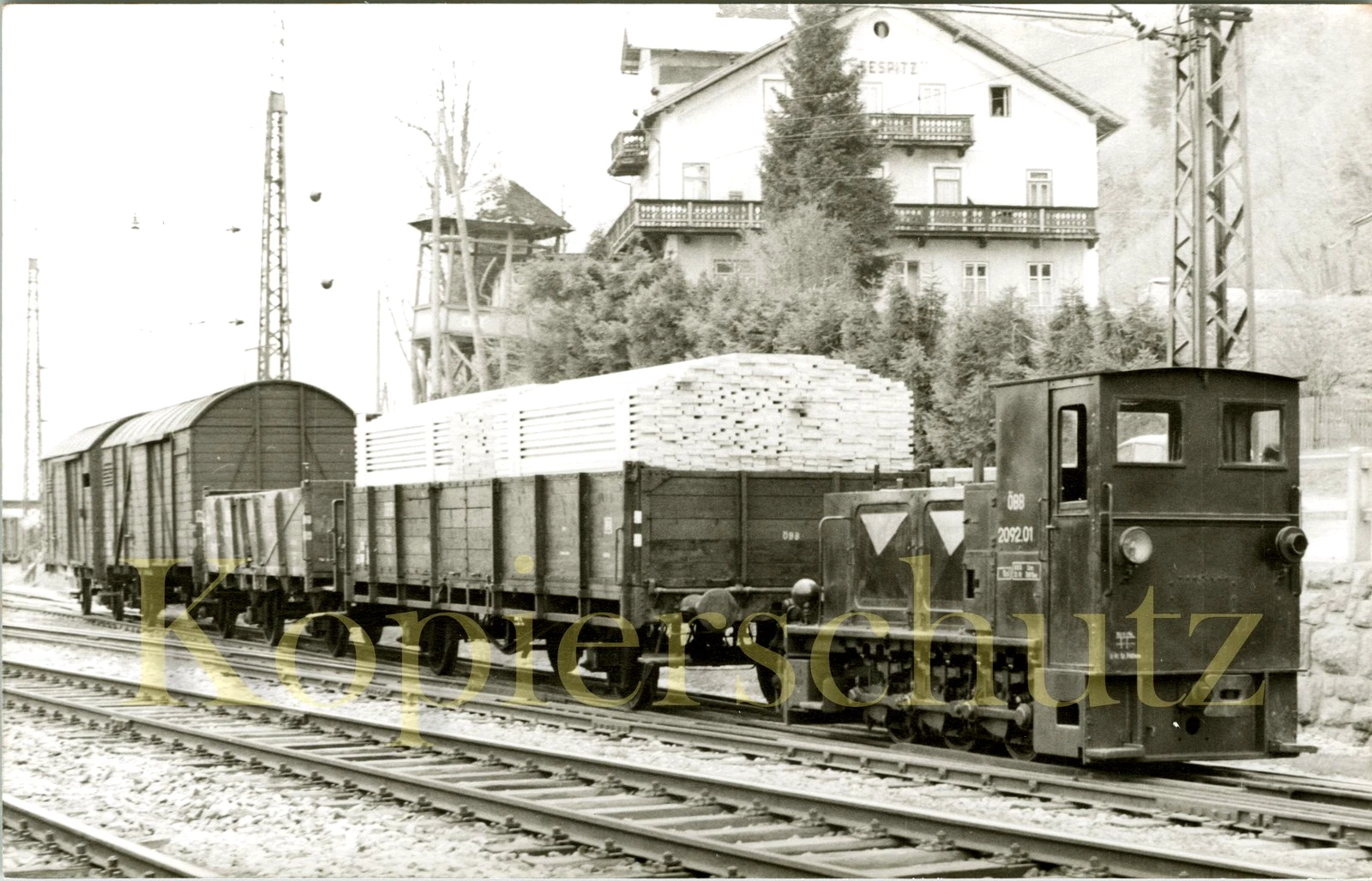 Foto - ÖBB 2092.01 in Zell am See 3.5.1956 - Bild 1 von 1