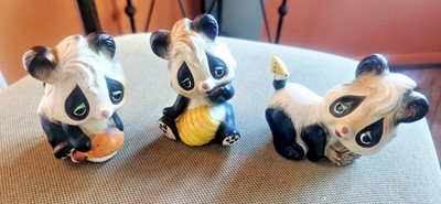 Vtg 3 pc An Enterprise Exclusive Toronto Canada very cute raccoon figurines
