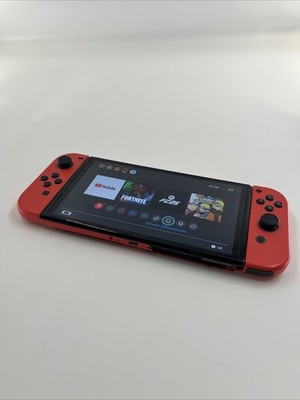 Nintendo Switch 32GB Super Mario Odyssey Bundle - Rot | Siehe Fotos!