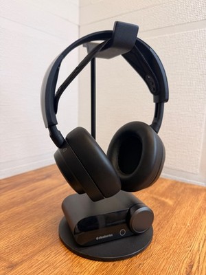SteelSeries Arctis Nova Pro Wireless Gaming Headset - Schwarz