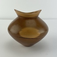 Handcrafted Turned Wood Vase Bill Johnston Yew Wood AS IS          z3q
