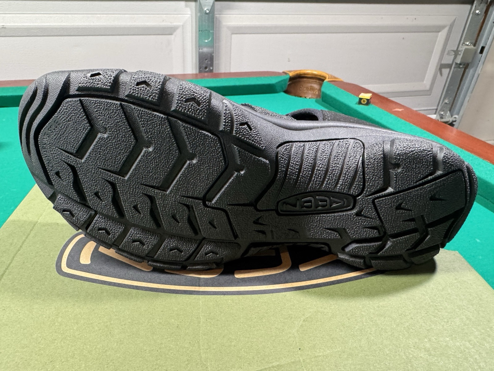 Keen Triple Black taglia 9 5