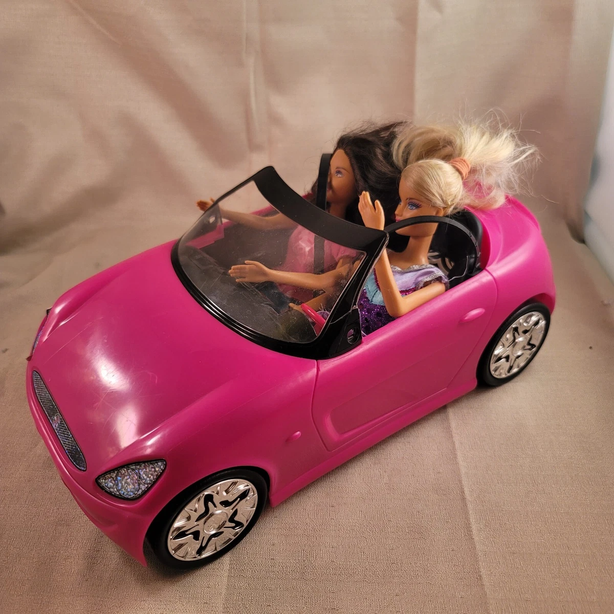 Barbie doll & glam convertible 2025