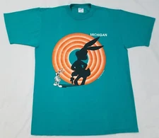 Vintage 1993 Bugs Bunny Looney Tunes Michigan shirt size LARGE L Warner Bros.