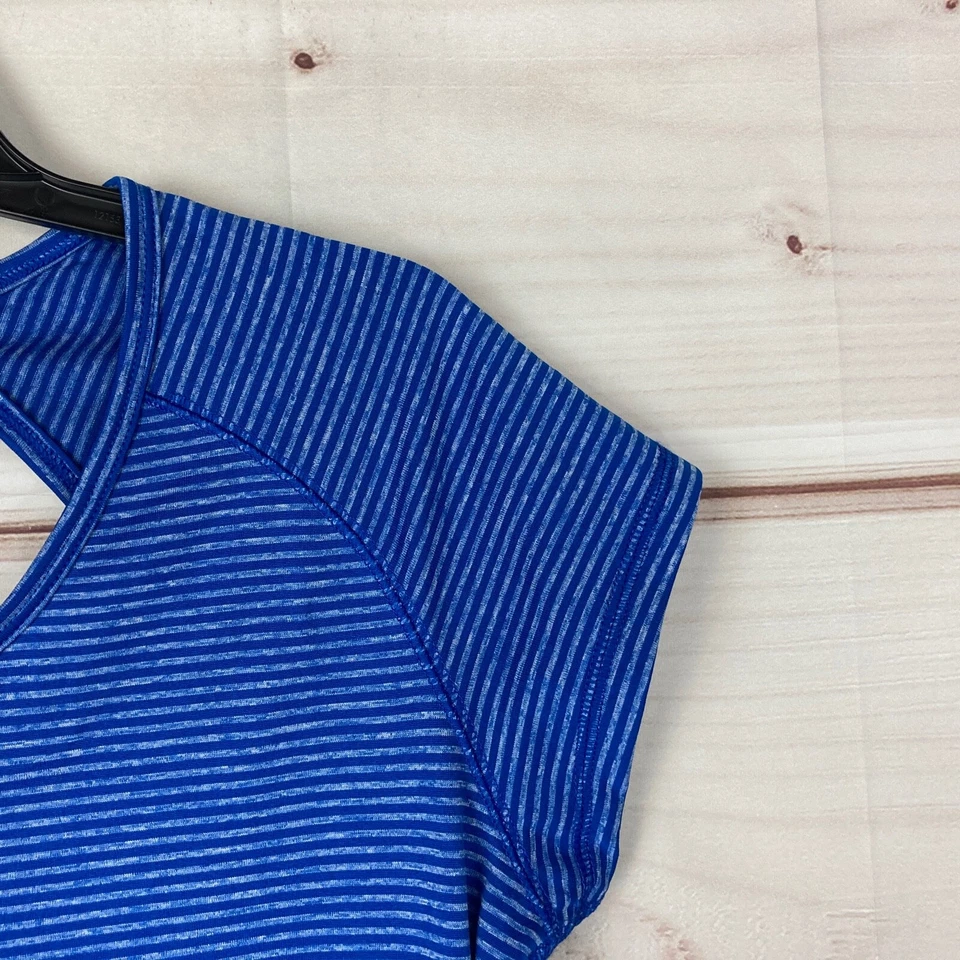 Top C9 Champion para mujer S azul DuoDry manga corta atlético a rayas espalda abierta Foto 3 de 4