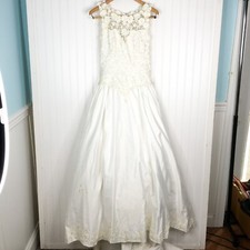 Vintage White Size 8 Wedding Dress Embellished Beaded Sleeveless Floral