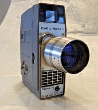 VINTAGE-Lot of older cameras 8 MM movie camera, and assorted Kodak Cameras