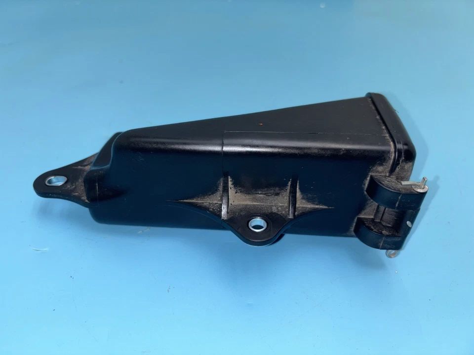 2023 23-25 Honda XR150LE OEM caixa de ferramentas suporte SEM FERRAMENTAS* - Imagem 2 de 4