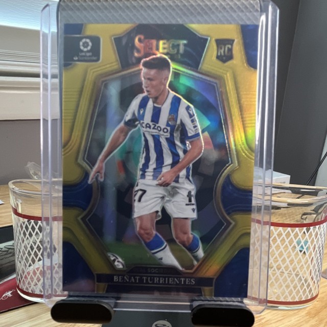 Panini Select La Liga Benat Turrientes Mezzanine Prizm Rookie /10 card #168 Gold