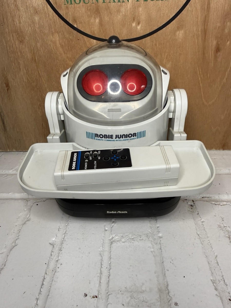 Radio Shack ROBIE JUNIOR Robot 60-2397A With Remote ONLY FOR PARTS