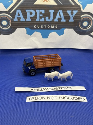 #ad 1 new pair 2 white cows for MATCHBOX SUPERFAST #71 CATTLE TRUCK or #37 $6.00