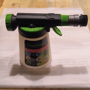 Chameleon Adaptable Hose End Sprayer Adjustable Spray Pattern Concentration Dial
