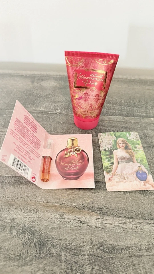 Taylor Swift Enchanted Wonderstruck Trio - Eau de Parfum 0.5 OZ, Loción y Tatuaje Foto 2 de 4