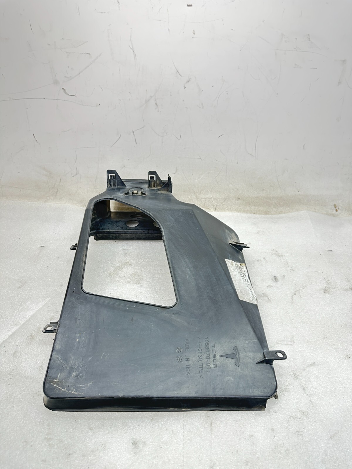 💎OEM 16-20 Tesla MS Front Left Radiator Grille Air Duct Baffle Guide 1058070-C