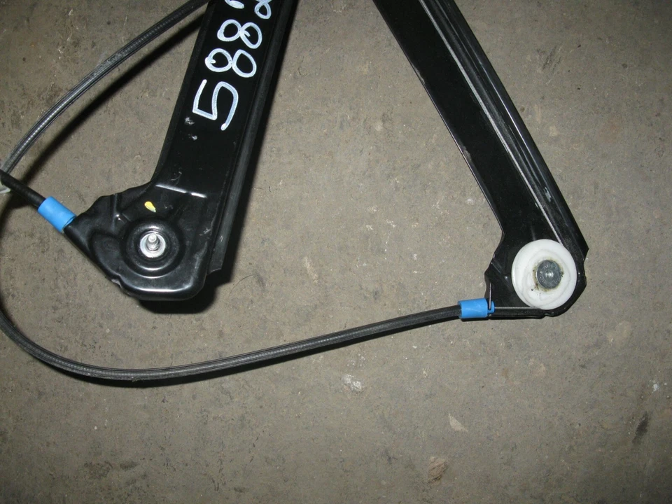 2000-2006 BMW X5 RH RIGHT DRIVER FRONT DOOR POWER WINDOW REGULATOR w MOTOR OEM - Image 3 of 4