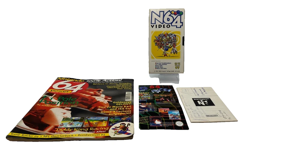Nintendo N64 Video Magazin Konvolut - Power Magazin + Booklets + VHS 1997