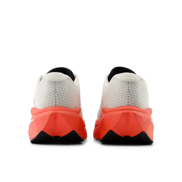 New Balance FuelCell SuperComp Trainer v3 Sea Salt Red Black  display picture 3