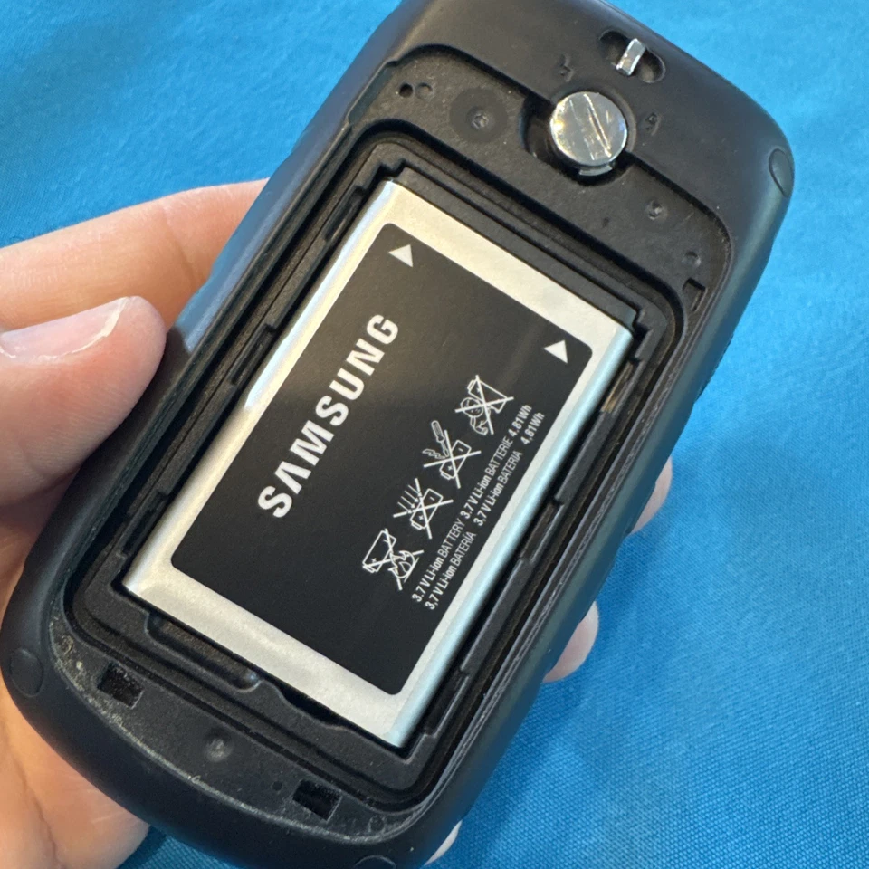 Teléfono móvil plegable Samsung Rugby 4 SM-B780A AT&T 3G reproductor de Mp3 Bluetooth 3MP Foto 4 de 4