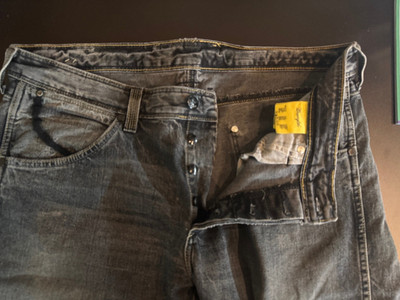 Wrangler, NEU, ungetragen DESTROYED, Gr: 36/34 schwarz