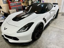 2018 White Chevrolet Corvette   | C7 Corvette Photo 1