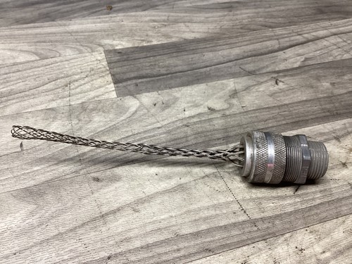 Cord Grip, Hubble-F4 #130N151