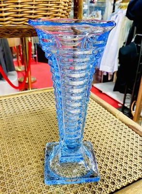 Vase Art Deco Bleu En Verre Moulé 25 Cm - Photo 1/3