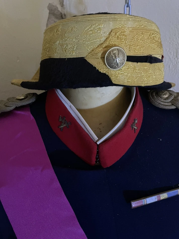 Hermoso Uniforme De General Guardia Civil De Gran Gala Completo - Imagen 4 de 4