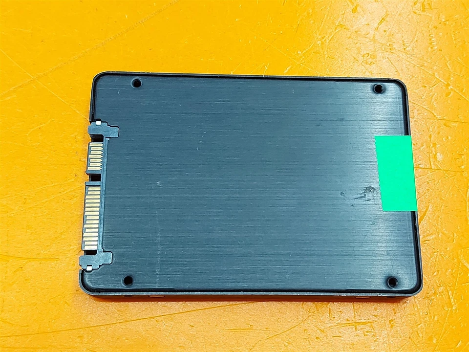 ⭐️⭐️⭐️⭐️⭐️ SSD - Zalman S Series 32GB SSD0032S1 2.5" Solid State Drive - Image 2 of 2