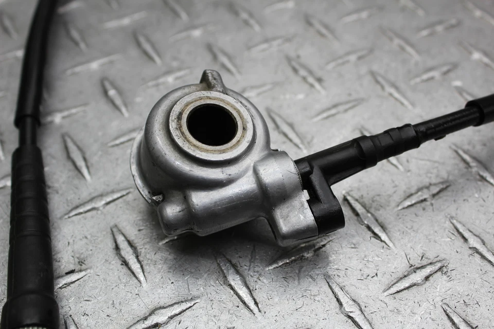 Honda Interceptor 500 VF500F 1985 velocímetro engranaje de transmisión con cable 44800-MF2-013 Foto 2 de 4