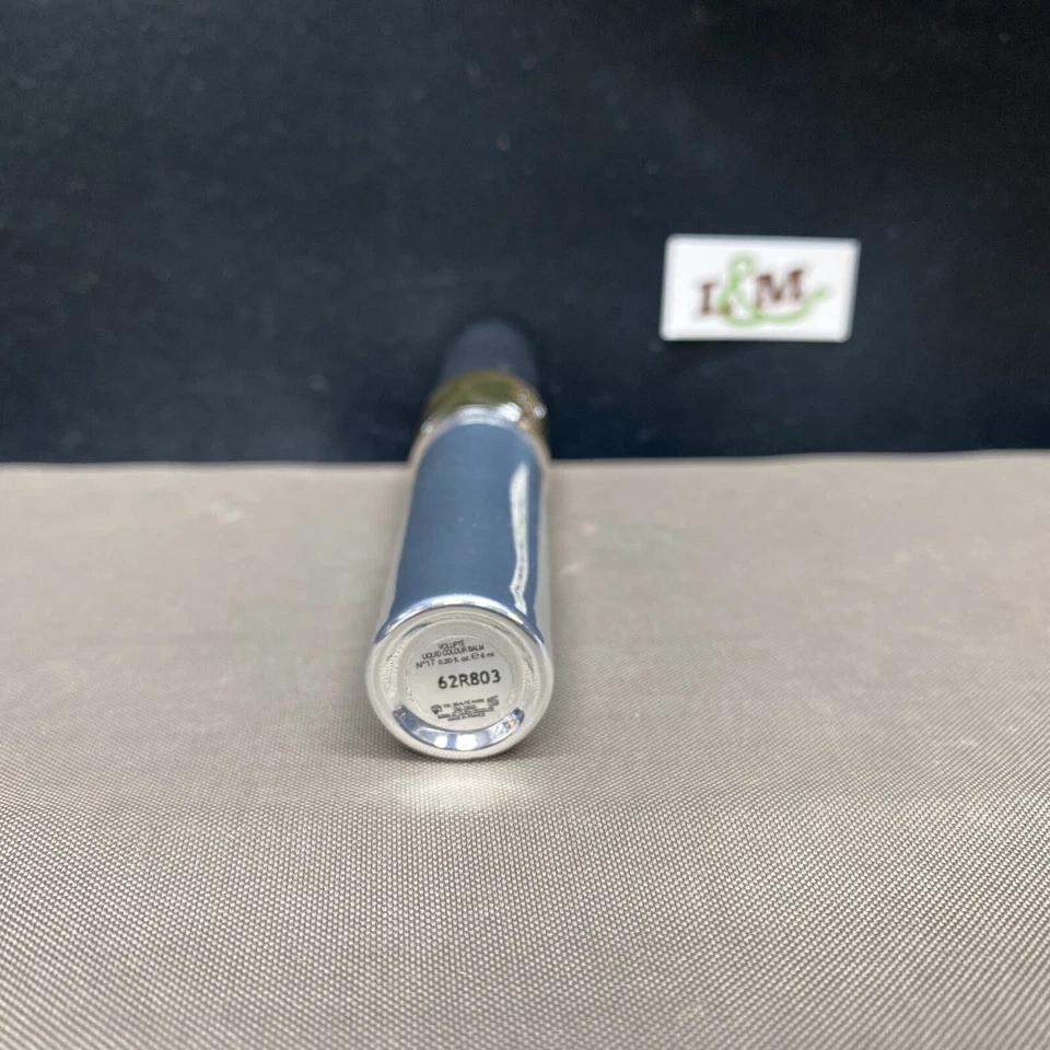 YVES SAINT LAURENT~BÁLSAMO COLOR LÍQUIDO VOLUPTE~.20fl Oz-Nuevo~SIN CAJA-62R808~Púrpura Foto 2 de 3