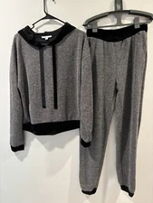 Signature Studio Pants/Top Set Womens Size M/L Hood Pockets Faux Velvet Trim