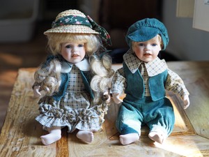 hermosas muñecas de porcelana