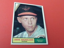 1961  TOPPS   DAVE  NICHOLSON   # 182    ORIOLES     NEAR  MINT  OR  BETTER   !!