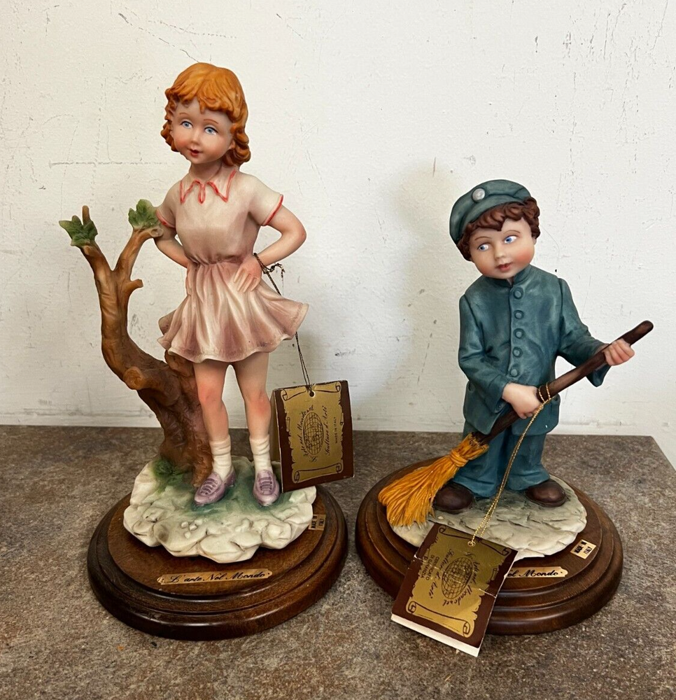 Lot of 2 L'arte Nel Mondo Capodimonte Figurines Boy with Broom and Girl Standing