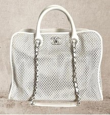 CHANEL White Perforated Shoulder Bag 2WAY Mesh Chain Leather Used