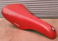 Origin 8 Viscount Aero Sea Gull RED Padded BMX Saddle Seat Vintage 1980s