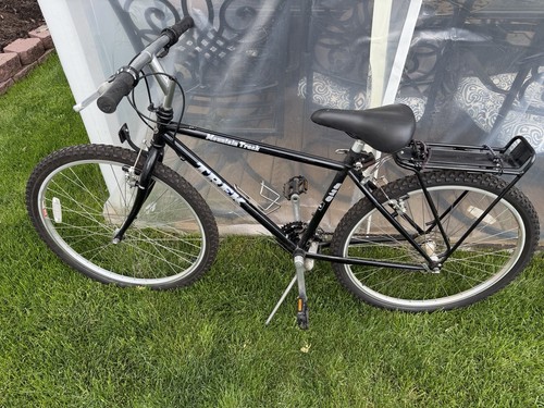 Trek 820 Single Track SSR Mountain Bike Medium 16.5" Frame