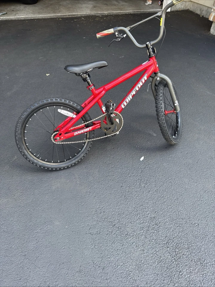 Red wipeout 20 inch bicycle - Image 3 of 4