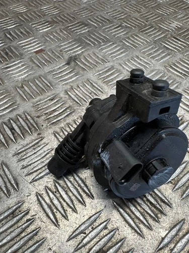 BMW 3 Touring G21 Zirkulationswassermotor 8840614 2.00 2021 32107728