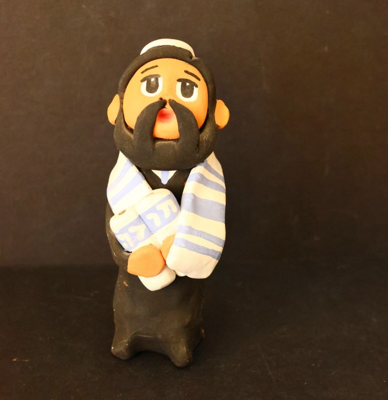 Figurine Red Clay "Chanting Rabbi" 2x6",1 lb signed "Jamie 08.+ "Bat Mitzvah Gir
