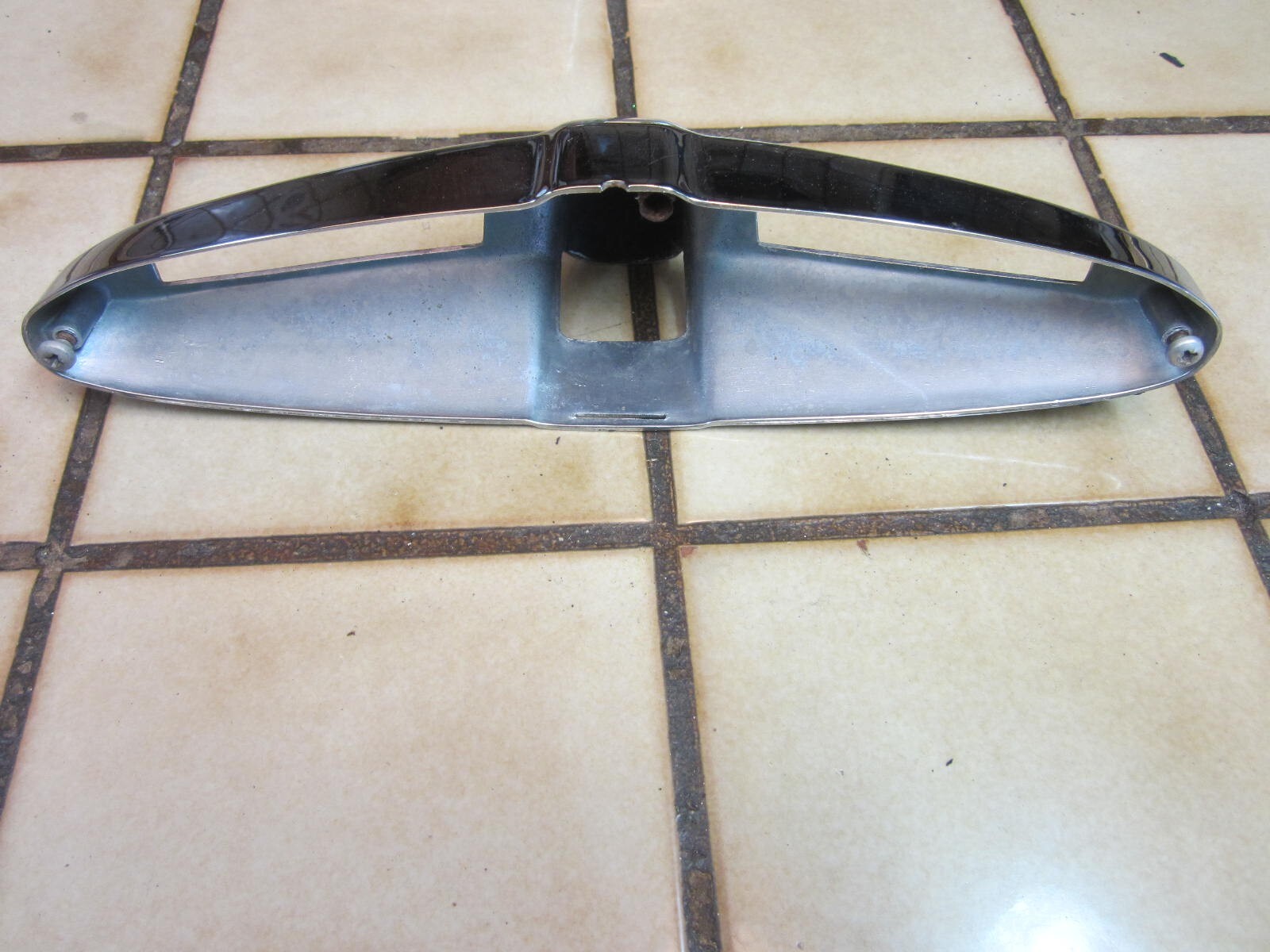 Rolls Royce Cloud or Bentley S3 reverse light and chrome bezel