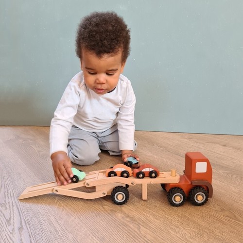 Egmont – Wooden Car Transport Truck - Picture 2 of 3