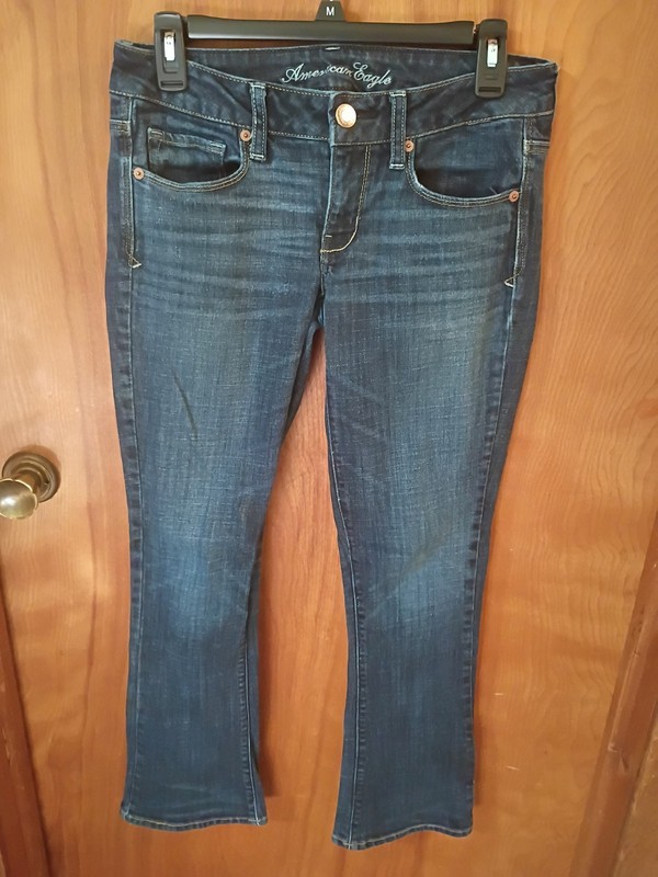 American Eagle Skinny Kick Stretch Women's Jeans Size 6 Short Sequin Pocket EUC!