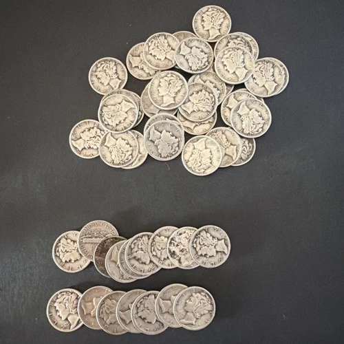 silver mercury dimes. 7-1937, 9-1938, 32-1939. Lot Of 48